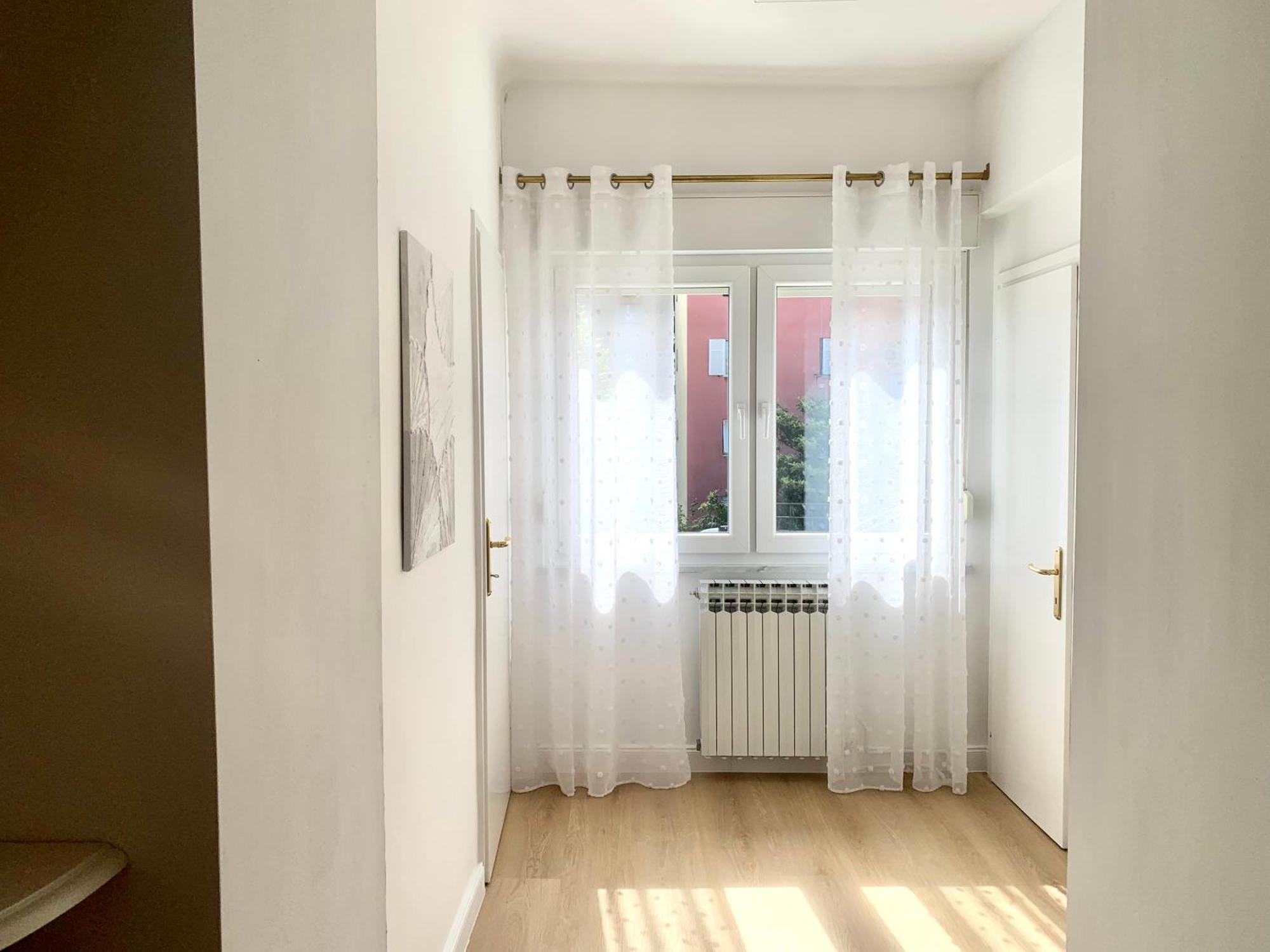 White Imperial Apartment Póla Kültér fotó